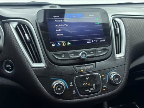 Used 2022 Chevrolet Malibu LS FWD image 33