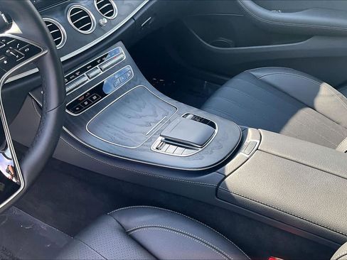 Used 2023 Mercedes-Benz E 450 4MATIC Sedan image 17