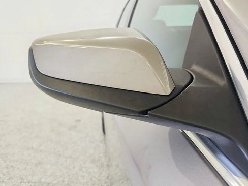 Used 2024 Chevrolet Malibu LT FWD image 36
