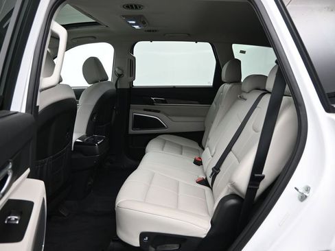 Used 2020 Kia Telluride EX FWD image 26