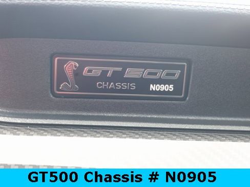 Used 2022 Ford Mustang Shelby GT500 w/ Carbon Fiber Track Pack image 7