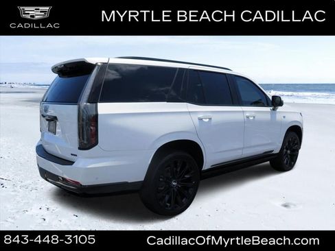 Certified 2025 Cadillac Escalade Sport Platinum w/ LPO, ONYX Package AWD/4WD image 3