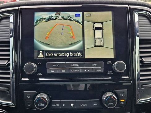 Used 2021 Nissan Titan Platinum Reserve w/ Moonroof Package image 18