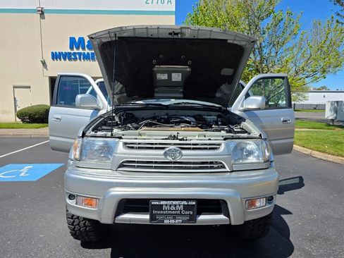 Used 2001 Toyota 4Runner SR5 AWD/4WD image 29