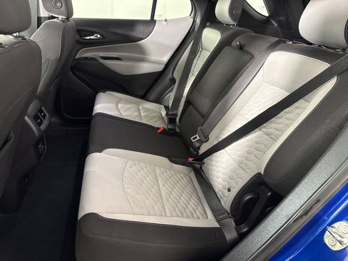 Used 2019 Chevrolet Equinox LT w/ Sun & Navigation Package FWD image 11