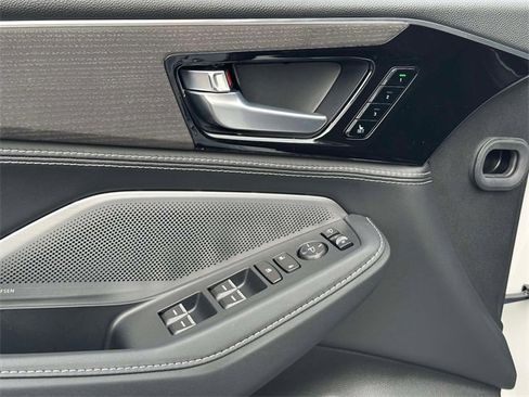 Used 2026 Acura MDX w/ Advance Package image 13