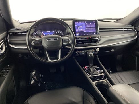 Used 2022 Jeep Compass Limited image 34