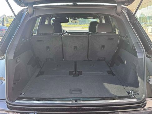 Used 2025 Audi Q7 3.0T Premium image 20
