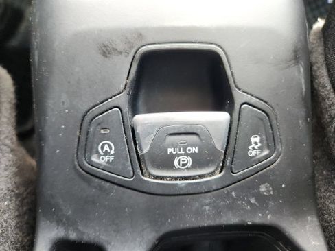 Used 2023 Jeep Renegade Altitude w/ Sun/Sound Group AWD/4WD image 29