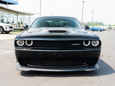 Used 2015 Dodge Challenger SRT Hellcat RWD image 7