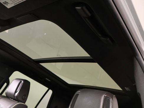 Used 2023 Cadillac Escalade Sport image 16