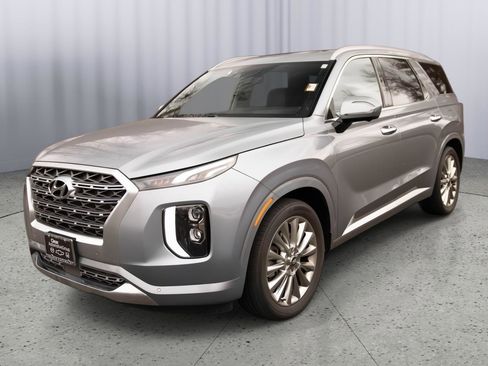 Used 2020 Hyundai Palisade Limited image 24