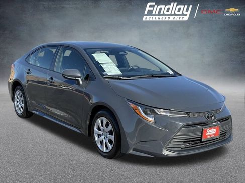 Used 2023 Toyota Corolla LE image 1