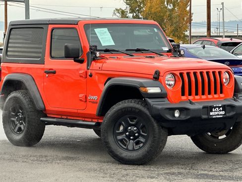 Used 2020 Jeep Wrangler Sport image 2