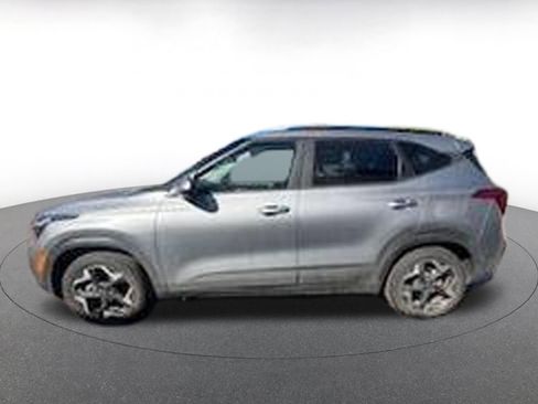 Used 2025 Kia Seltos S image 4