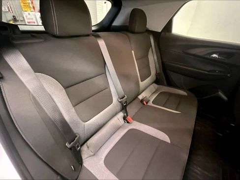 Used 2024 Chevrolet TrailBlazer LS w/ LS Convenience Package FWD image 23
