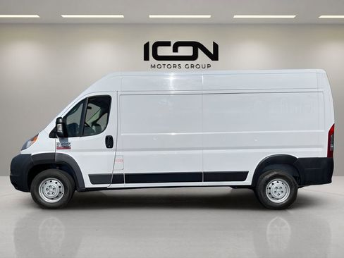 Used 2021 RAM ProMaster 2500 FWD image 3