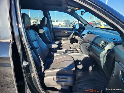 Used 2023 Honda Passport TrailSport image 30