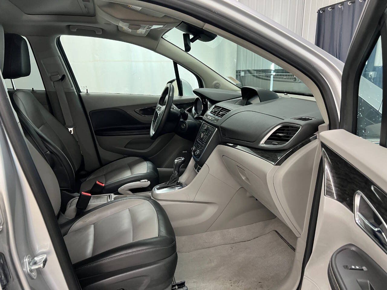 Used 2014 Buick Encore Leather FWD image 11