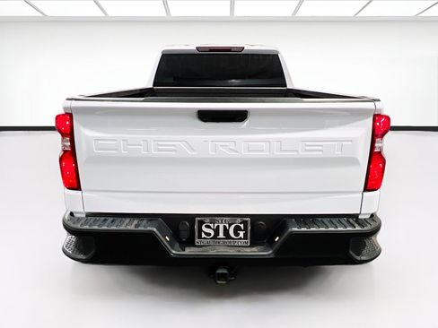 Used 2024 Chevrolet Silverado 1500 W/T w/ Trailering Package AWD/4WD image 5