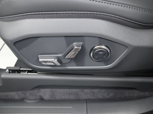 New 2026 Kia EV9 Wind AWD/4WD image 12