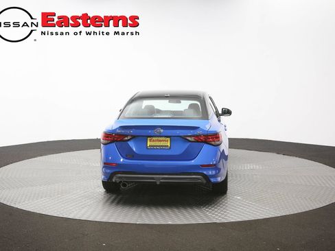 Used 2022 Nissan Sentra SR w/ SR Premium Package FWD image 37