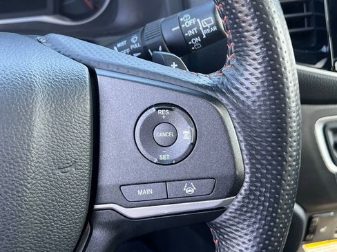 Used 2022 Honda Pilot TrailSport image 29