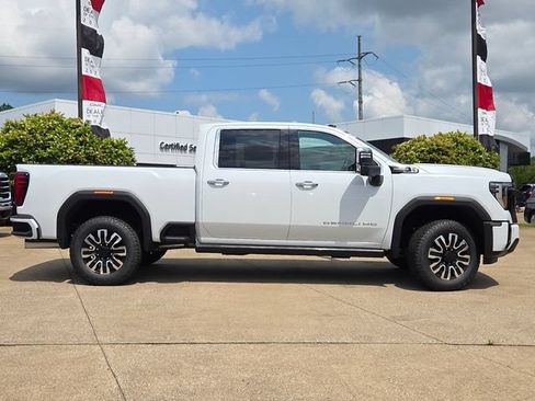 New 2026 GMC Sierra 2500 Denali Ultimate AWD/4WD image 23