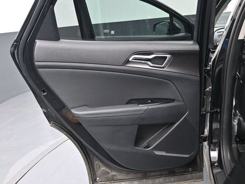 Used 2025 Kia Sportage EX w/ Premium Package FWD image 4