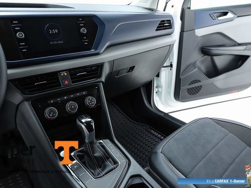 Used 2023 Volkswagen Taos SE w/ Black Wheel Package FWD image 60