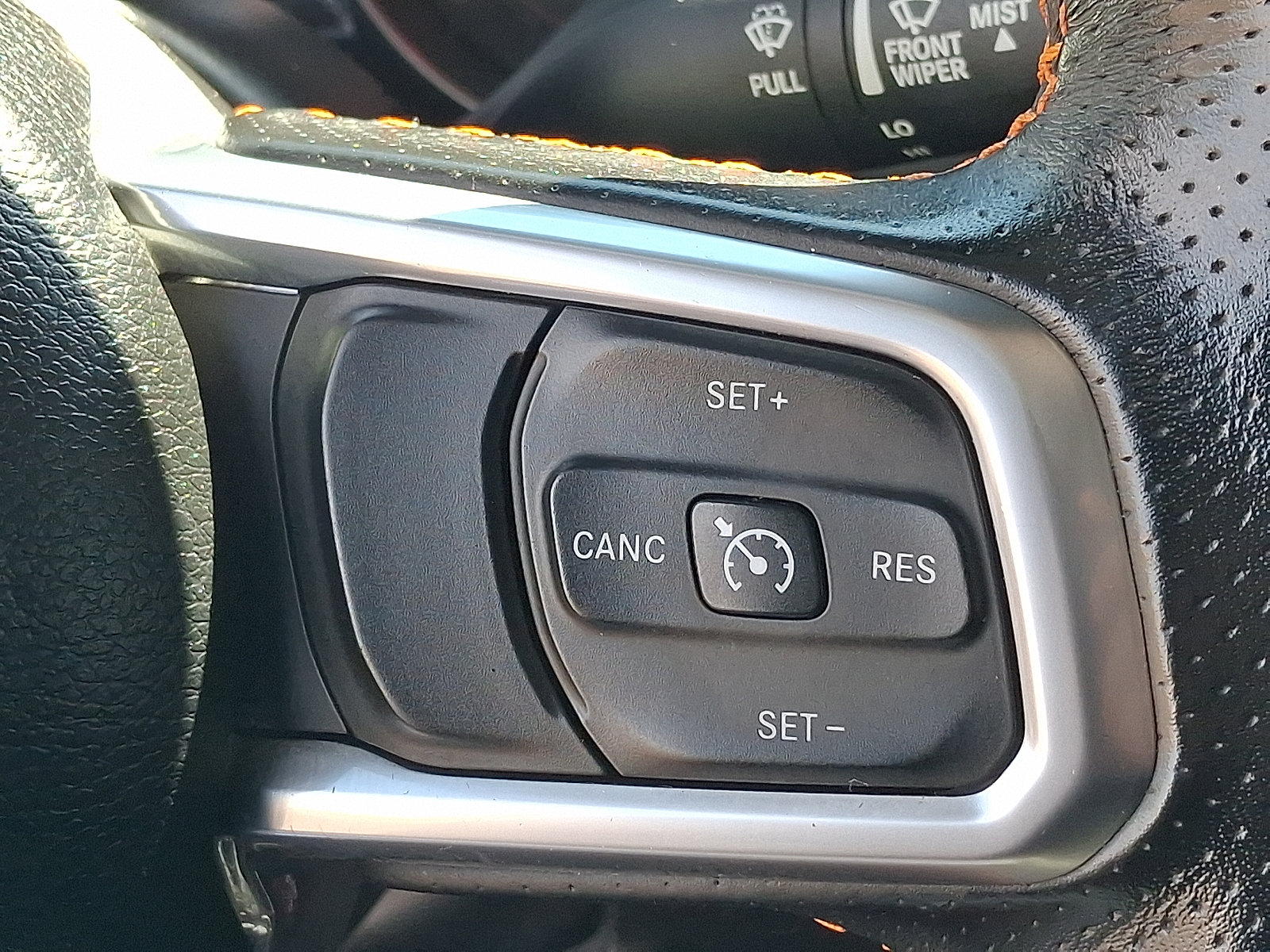 Used 2022 Jeep Gladiator Mojave w/ Dual Top Group AWD/4WD image 22