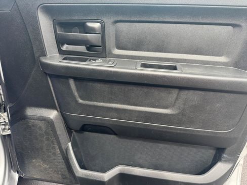 Used 2017 RAM 1500 Express AWD/4WD image 22