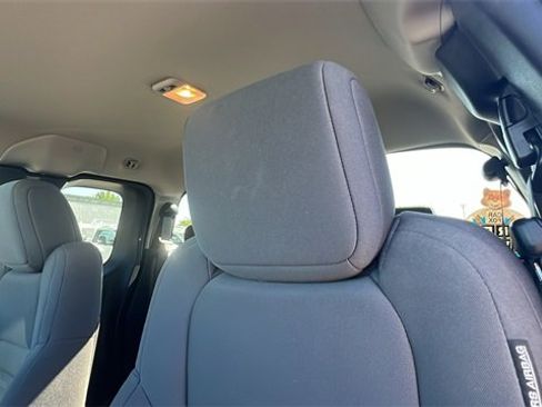 Used 2023 Nissan Frontier S w/ Technology Package image 19