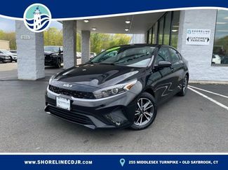Used 2023 Kia Forte LXS FWD video 1
