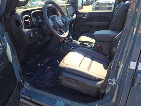 New 2026 Jeep Wrangler Unlimited Rubicon AWD/4WD image 26