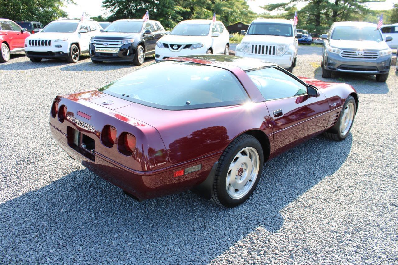 Used 1993 Chevrolet Corvette Coupe RWD image 7