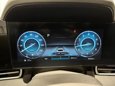 Used 2023 Hyundai Elantra SEL w/ Convenience Package FWD image 13