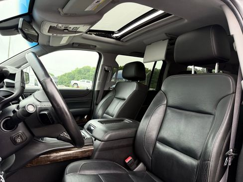 Used 2016 Chevrolet Suburban LT AWD/4WD image 19