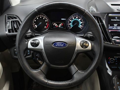 Used 2015 Ford Escape Titanium w/ Equipment Group 301A AWD/4WD image 14