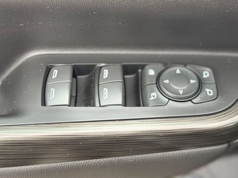 Used 2023 GMC Acadia SLT w/ Preferred Package AWD/4WD image 23