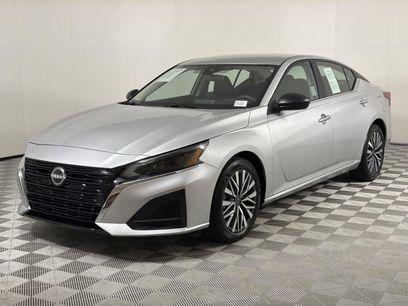 Used 2025 Nissan Altima 2.5 SV
