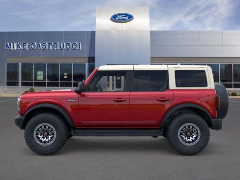 New 2026 Ford Bronco Outer Banks w/ Sasquatch Package image 3