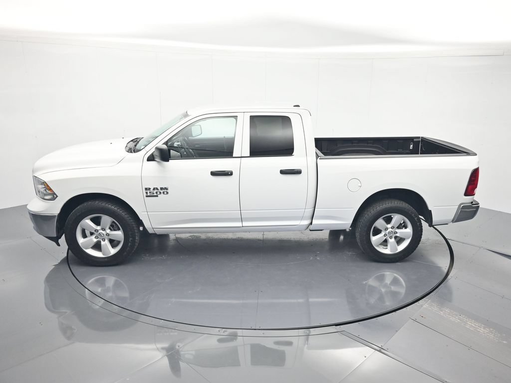 Used 2024 RAM 1500 Classic SLT AWD/4WD image 35