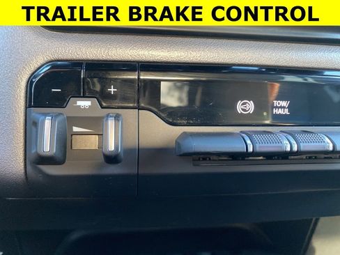 Used 2024 RAM 2500 Big Horn image 10