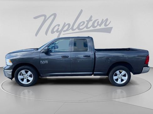 Used 2024 RAM 1500 Classic SLT AWD/4WD image 6