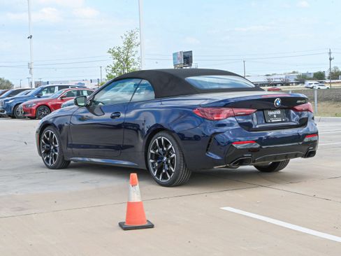 New 2026 BMW M440i Convertible image 8
