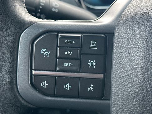 Used 2023 Ford F150 Lariat w/ Equipment Group 502A High image 11