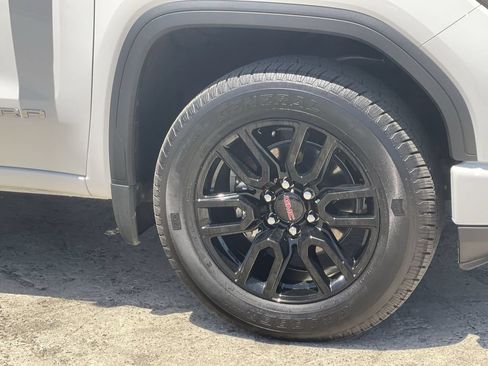 Used 2026 GMC Sierra 1500 Pro w/ Graphite Edition RWD image 31
