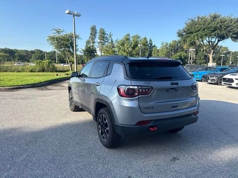 Used 2019 Jeep Compass Trailhawk AWD/4WD image 4