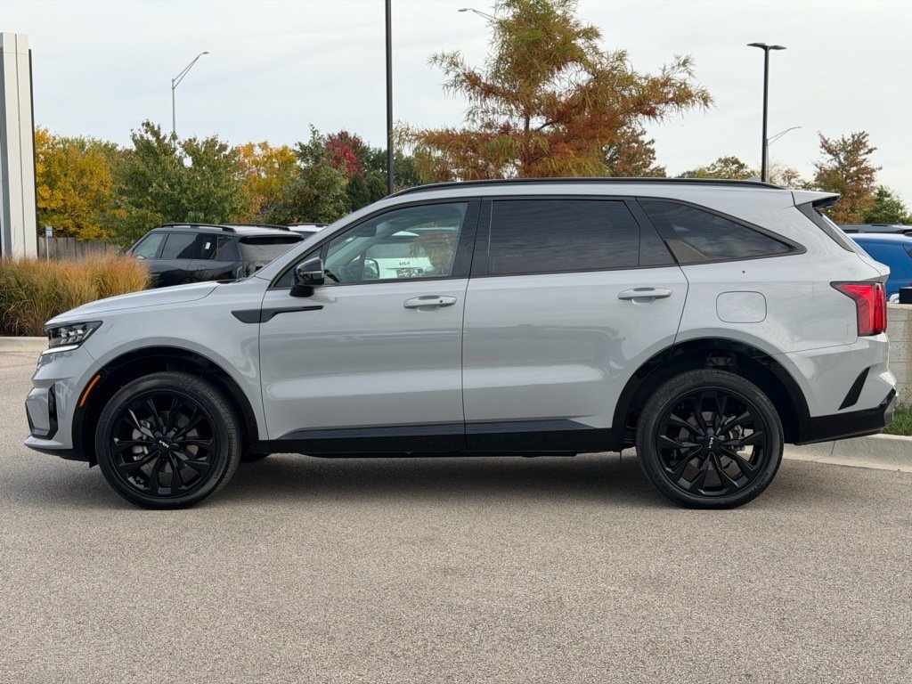 Used 2023 Kia Sorento SX AWD/4WD image 3